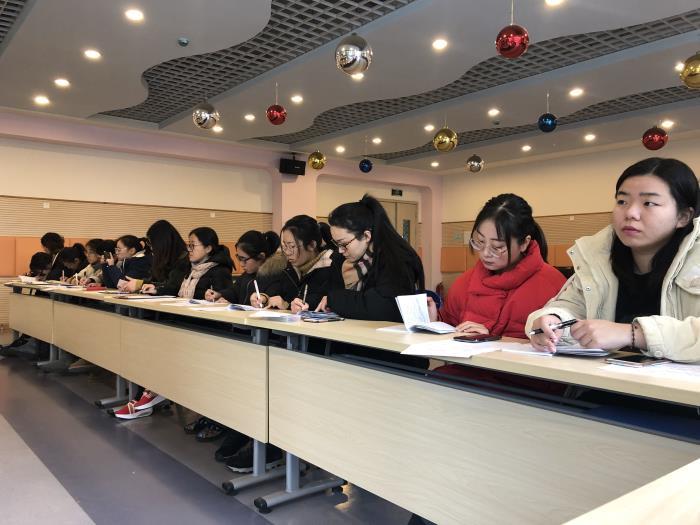http://s.yun12.cn/brsyyey/images/5dbrc3izv2t20200622152704.jpg